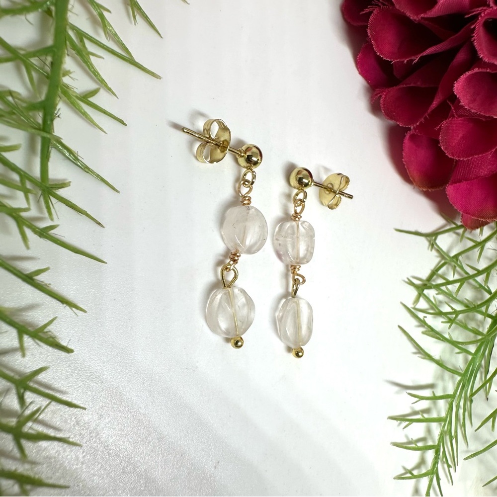 NEW⚜️Clear Quartz Beaded Drop Earrings - Picture 3 of 5